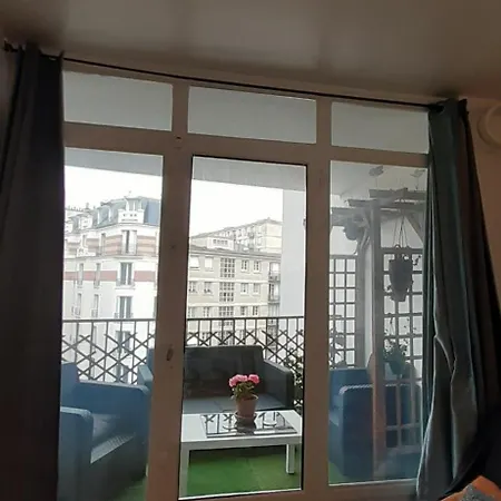 Pour 4 Chez Rihani Pres De La Tour Eiffel Rum i privatbostad *