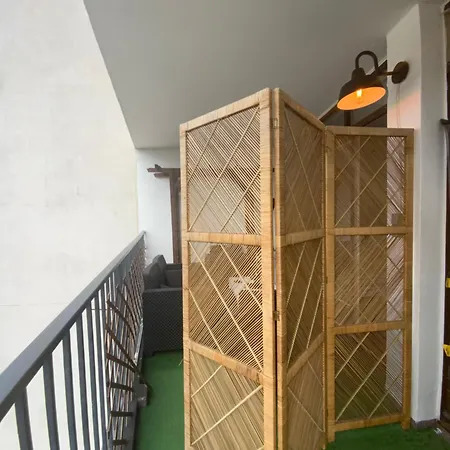 Pres De Tour Eiffel パリ