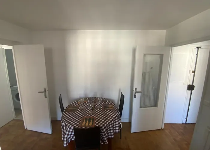 Homestay Pour 4 Chez Rihani Pres De La Tour Eiffel *