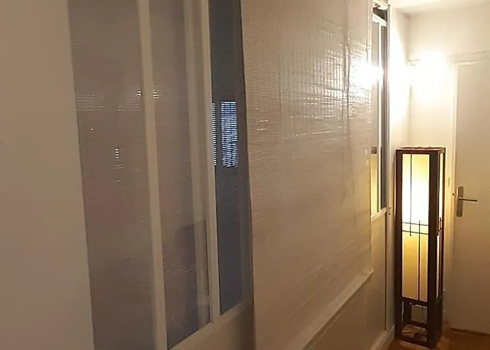 Pour 4 Chez Rihani Pres De La Tour Eiffel