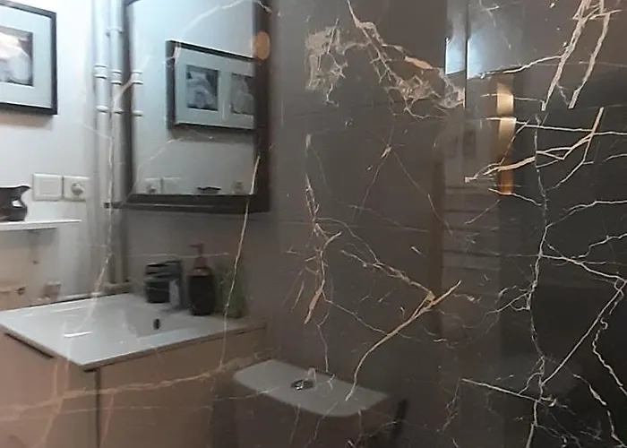 Pour 4 Chez Rihani Pres De La Tour Eiffel *