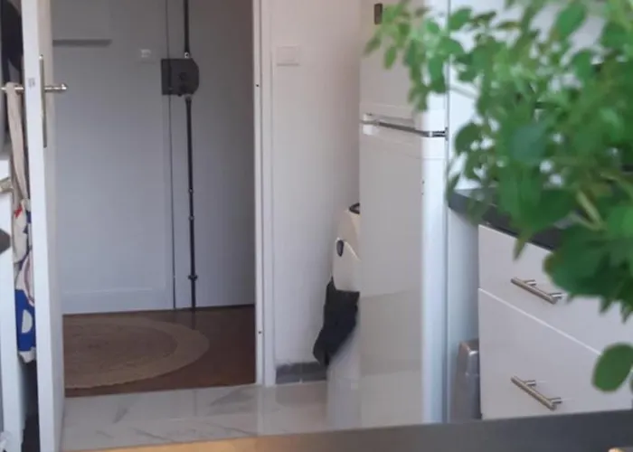 Homestay Pour 4 Chez Rihani Pres De La Tour Eiffel Paris