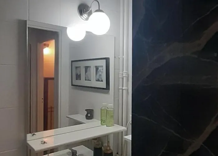 Pour 4 Chez Rihani Pres De La Tour Eiffel Homestay *