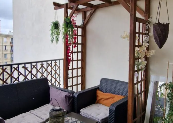 Pour 4 Chez Rihani Pres De La Tour Eiffel * Paris