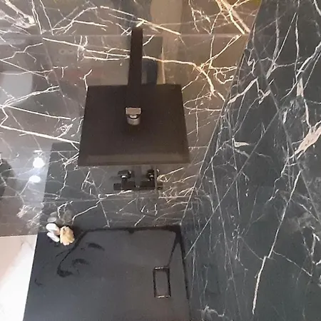 Pour 4 Chez Rihani Pres De La Tour Eiffel Проживание в семье
